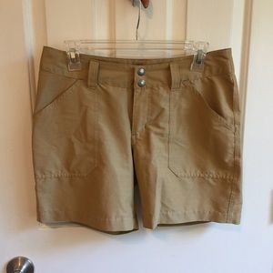 Patagonia tan shorts